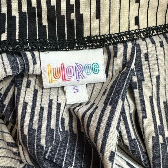 LuLaRoe Maddison black and tan print skirt NWT size S - Picture 5 of 8